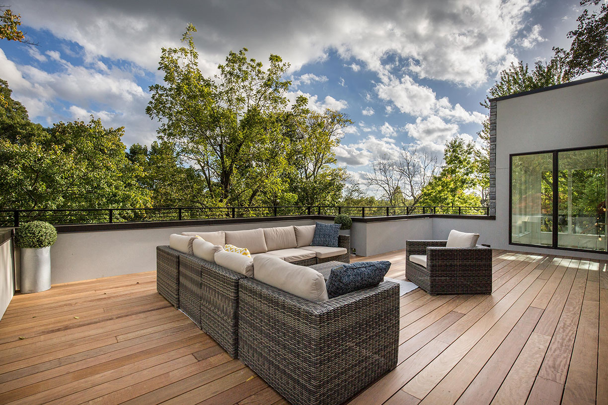 2905 University Terrace